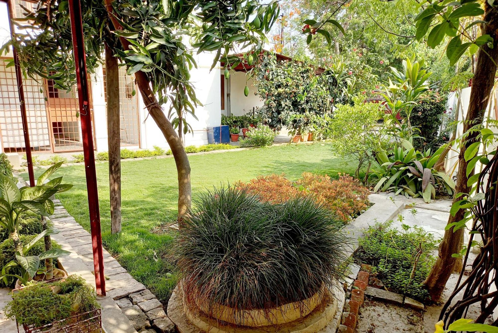 勒克瑙Garden View Residency住宿加早餐旅馆 外观 照片